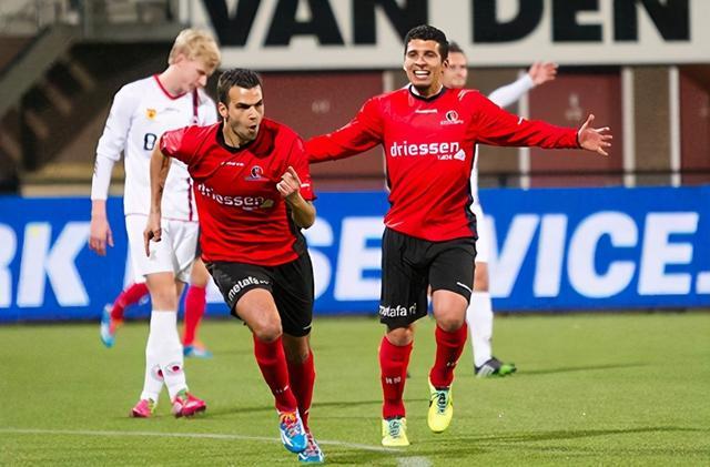 辈球队的发 辈球队的发