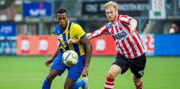 邓利维的安 邓利维的安