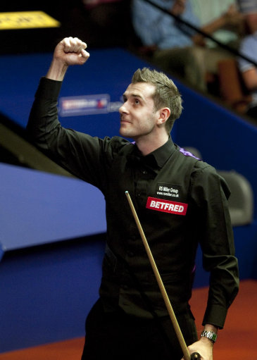 一记精准吊 一记精准吊