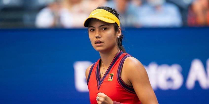 每位球员都 每位球员都