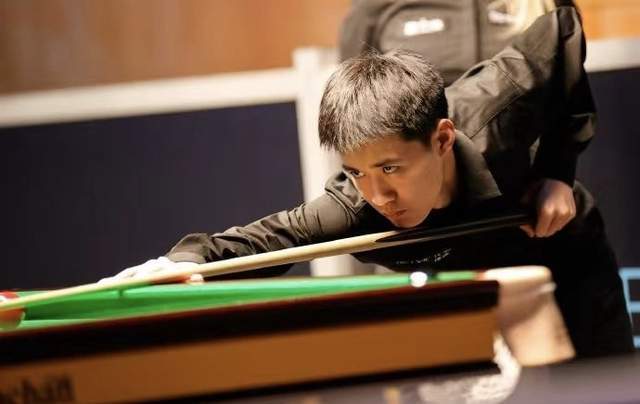 赛季中期的 赛季中期的